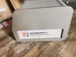 Docking Bay 10 Nintendo Game Pak