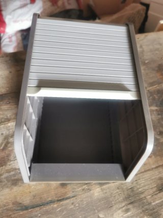 Docking Bay 10 Nintendo Game Pak