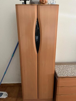 Mueble salón con vitrina