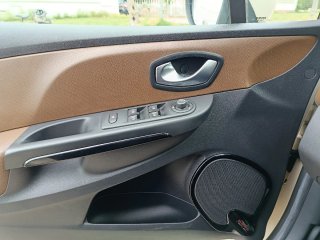 Renault Clio 2016