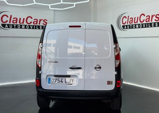 Nissan NV250