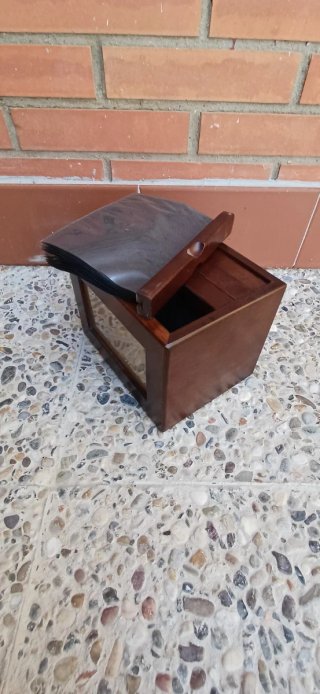 Caja de fotos de madera
