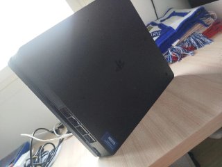 PS4 (PlayStation 4) Negra