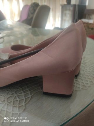 Zapatos de raso para fiesta color rosa