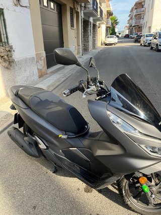 Honda PCX 125cc Gris mate