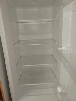 Nevera Combi Nilson Blanca como nueva.Con garantía