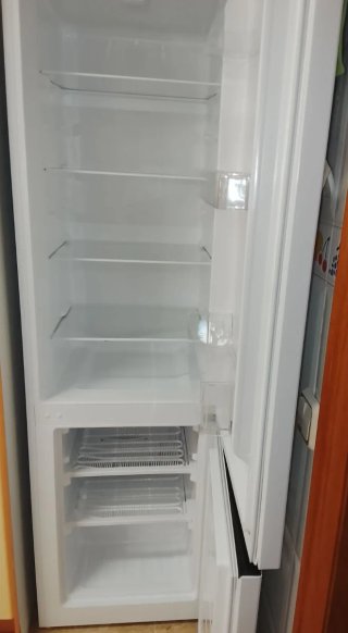 Nevera Combi Nilson Blanca como nueva.Con garantía