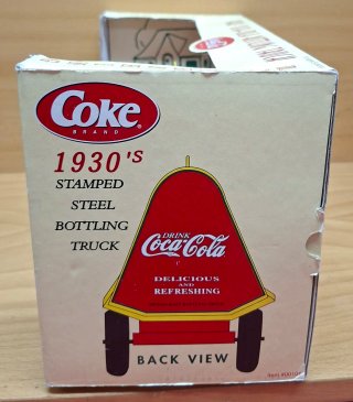 Camioncino Coca-Cola anni '30 con 10 bottiglie