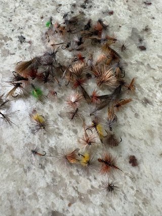 Moscas pesca tricopteros ,efemeras etc (por lotes)