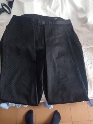 Pantalón de vestir negro con textura talla 40