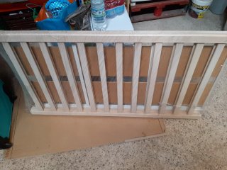 Cuna de bebé de madera con ruedas 66×118 cm