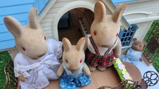 Familia Conejos Sylvanian Ojos Rojos Vintage