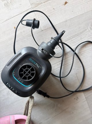 Inflador Eléctrico Intex QuickFill 220V