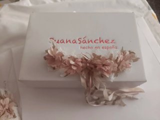 Zapatos comunión Juana Sanchez beige flores