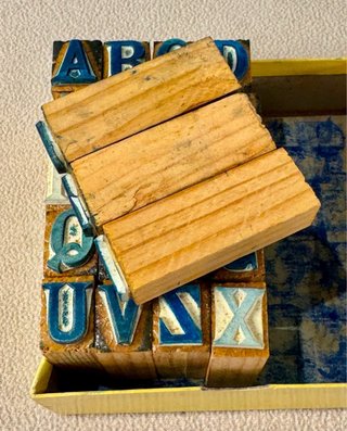 Sellos de letras ABC - Madera y Goma