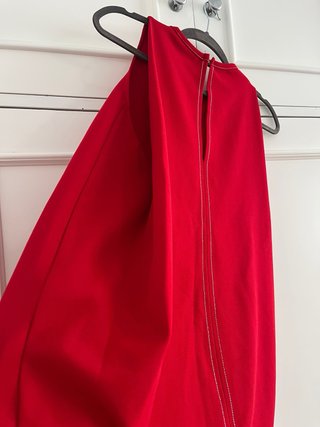 Vestido rojo sin mangas