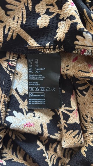 Vestido estampado floral negro