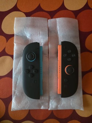 Joy-Con Nintendo Switch 2 Azul y Naranja