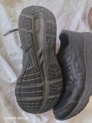 Zapatos Asics Negros