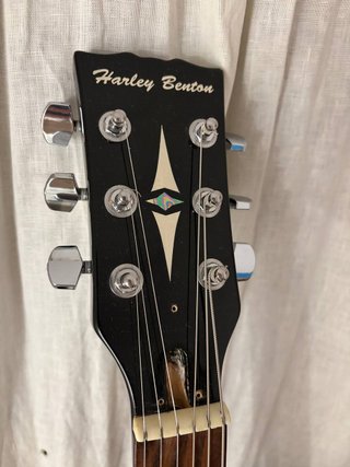 Guitarra Eléctrica Harley Benton DC-200 BK