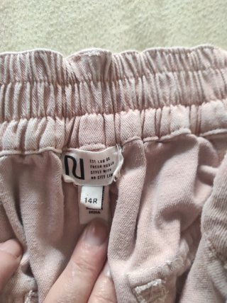 Pantalón vaquero rosa