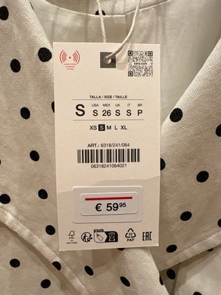 Chaqueta Zara Lunares Blanca y Negra