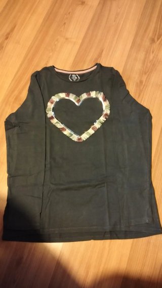 Camiseta corazón lentejuelas T.15-16