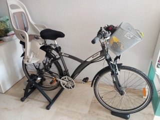 Bicicleta Paseo con Silla Infantil y Cesta