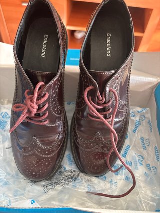 Zapatos Graceland granates talla 38