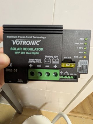 Regulador Solar Votronic MPP 250 Duo Digital