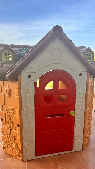 Casita de jardín infantil