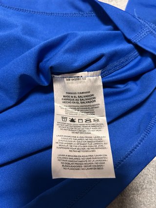 Camiseta deportiva Nike manga larga azul M