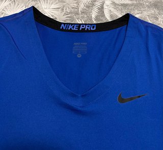 Camiseta deportiva Nike manga larga azul M