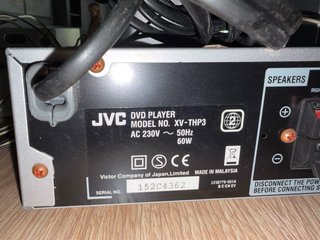 Home Cinema JVC con altavoces