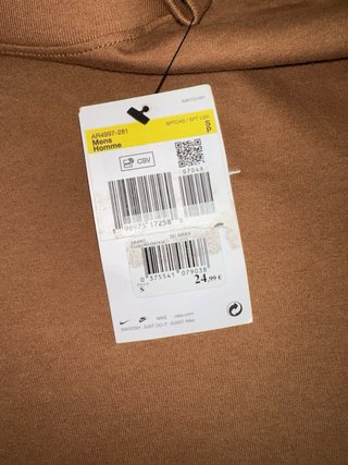 Camiseta Nike Marrón Talla M con etiqueta