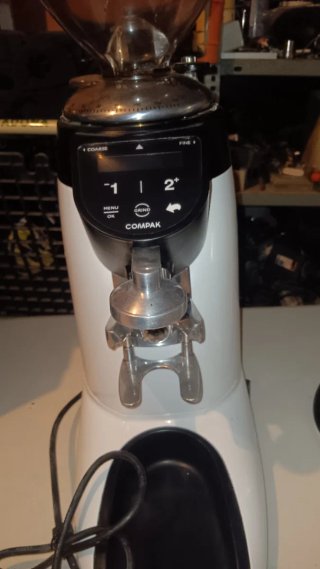 Molinillo de café Compak blanco