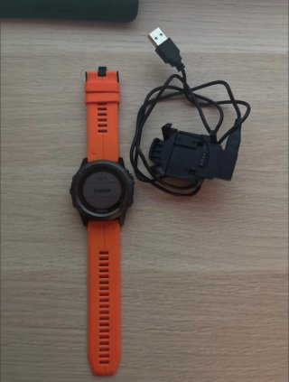 Reloj Garmin Naranja y Negro