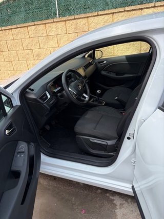 Renault Clio 2023 - 1.0 TCe Equilibre 91CV