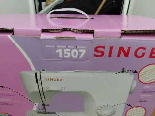 Máquina de coser Singer 1507