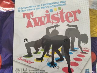 Juego Twister Clásico Hasbro sin estrenar