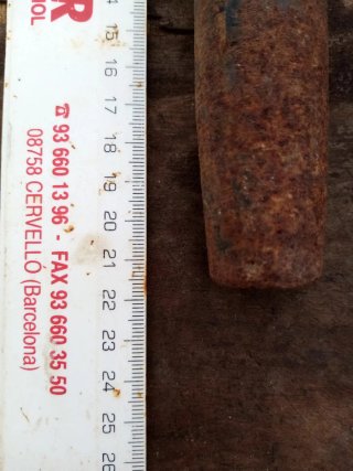 Pasador/Bulón con cadena oxidado