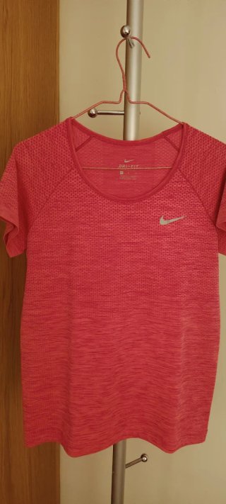 Camiseta deportiva Nike mujer manga corta Talla M