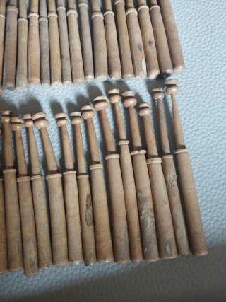 54 bolillos Antiguos