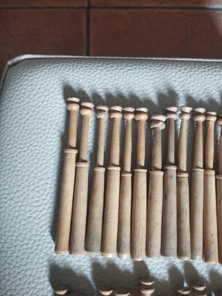54 bolillos Antiguos
