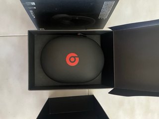 Beats Studio3 Wireless Negros