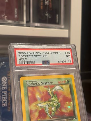 Carta Pokémon Rocket's Scyther Gym Heroes PSA 7