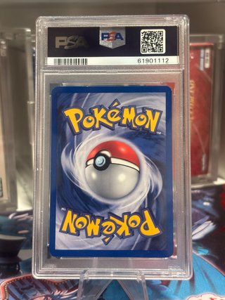 Carta Pokémon Rocket's Scyther Gym Heroes PSA 7
