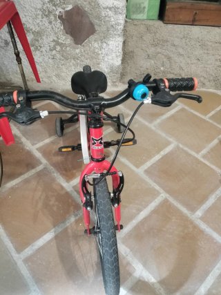 Bicicleta infantil roja 16 pulgadas