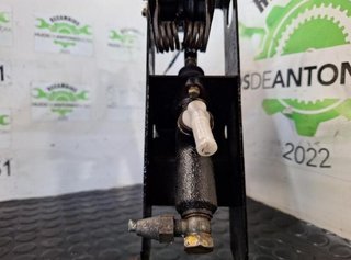 Pedal del freno nissan atleon 140 113490