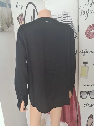 Camisa Guess negra satinada